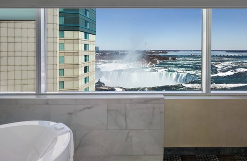 Fallsview Hotel | Niagara Fallsview Hotel