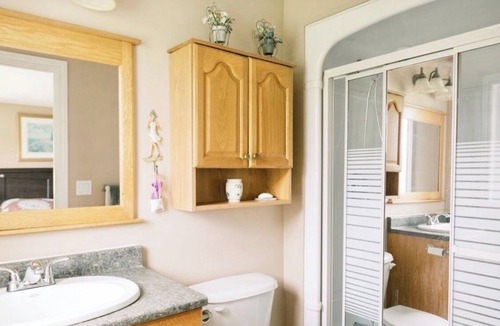 Thorold House | Niagara USA & Canada Comfort Stay