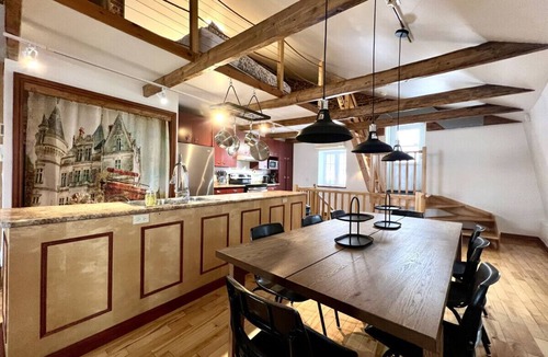 Saint-Jean-Baptiste Apartment | Nice condo with mezzanine floor and terrace.