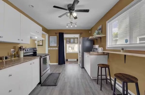 Saint John House | North End Nook - centrally located w/free parking