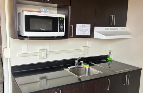 Valleyview Hotel | Northern Lights Inn & Suites