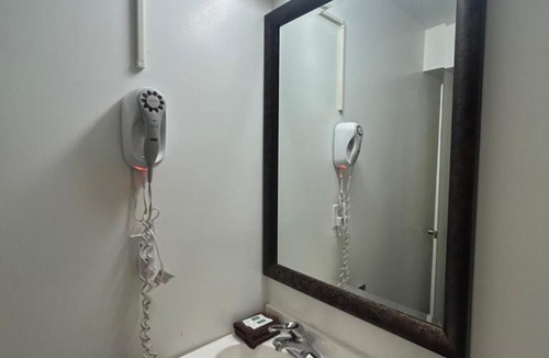 Valleyview Hotel | Northern Lights Inn & Suites