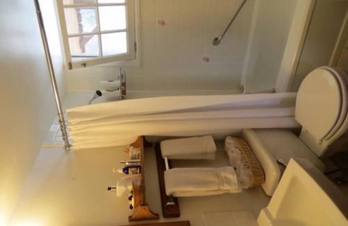 Waterton Park Cabin | Northland Lodge