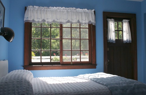 Waterton Park Cabin | Northland Lodge
