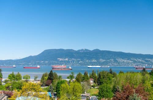 West Point Grey Villa | Ocean and Mountain View Home near Downtown