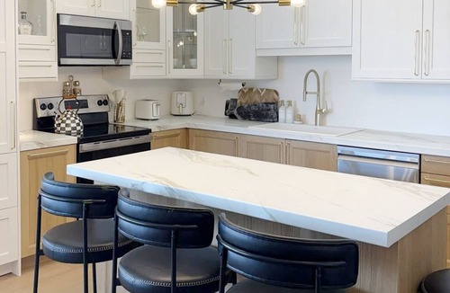 Borden-Carleton Condo | Ocean Front Condo. Seconds to beach. Includes beach day package with chairs