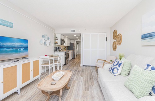 Arcadian Shores Condo | OCEAN FRONT Seawatch Resort Beach Front King Bed!