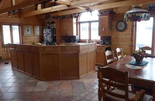 Weymouth House | Ocean View and Sunset, Log House