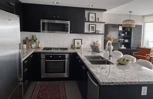 White Rock Condo | Ocean View Downtown