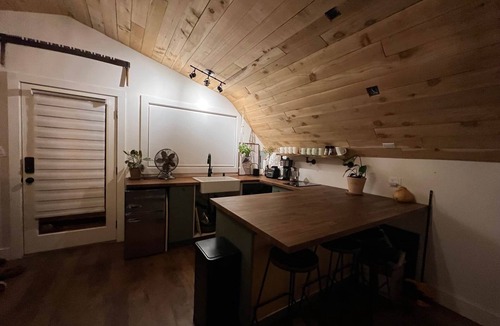 Powell River House | Oceanview Heron Studio