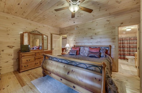 Copperhill House | Ocoee River Area Country Dreams