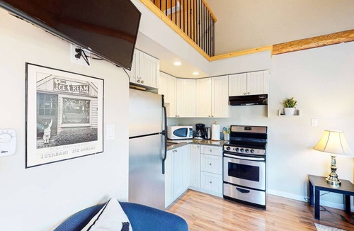 Lac Le Jeune House | Okanagan - Lac Le Jeune at Cabin 3