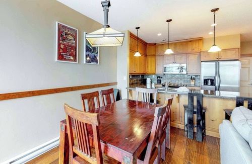 Big White Ski Resort Condo | Okanagan - Towering Pines 2
