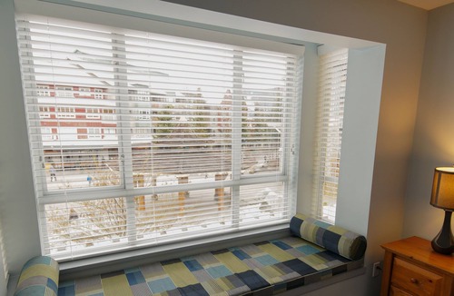 Village North Apartment | On Village Stroll, Walking Distance to Everything. A/C, Balcony, Fireplace