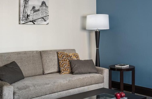 Golden Triangle Hotel | Ottawa Embassy Hotel & Suites