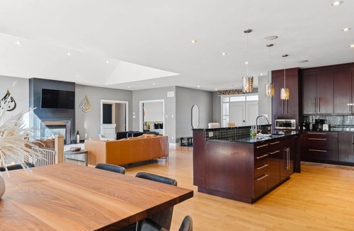 Ottawa Division House | Ottawa`s Finest Mansion!