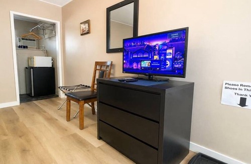 Chase Hotel | Overlander Motel