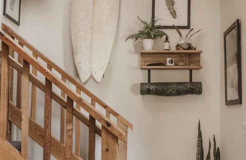 Ucluelet Apartment | Pacific Ocean 1-Bdr Loft Near Terrace Beach!⎮ Upper Deck