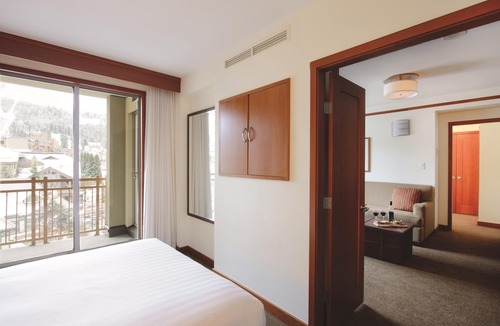 Whistler Village Hotel | Pan Pacific Whistler Village Centre