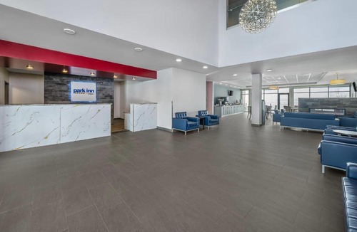 Leduc Hotel | Park Inn by Radisson Edmonton Airport