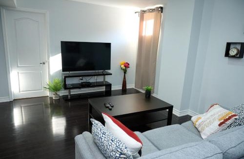 Milton Apartment | Peace Alcove