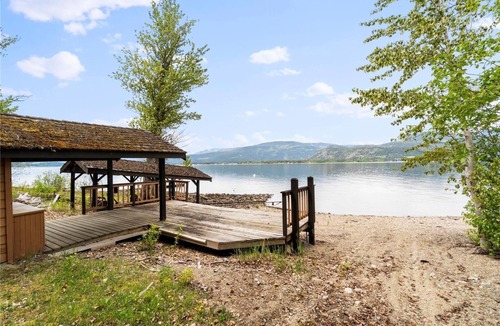 Sorrento Cottage | Peaceful Lakeside Retreat with Stunning Views of Copper Island
