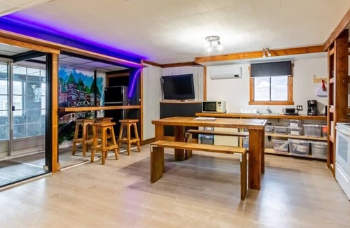 Les Rivieres Apartment | Peaceful room in the city center
