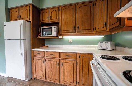 Lake of Bays House | Peninsula Lake Clover Ontario