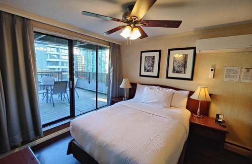 West End Hotel | Penthouse Apartment w/Patio, Harbour & City View
