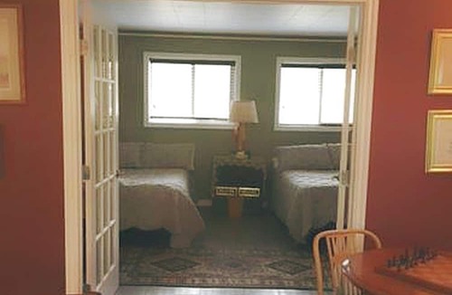 Tagish Cabin | Pet-Friendly Bed and Breakfast Suite on the Tagish River in Tagish, Yukon