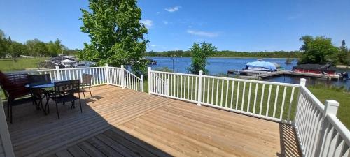 Bobcaygeon Other | Pigeon Hollow Park Cottages