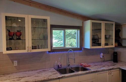 Golden Ski Chalet | Pine Marten Wilderness Cabin - Hot Tub & Mountain Views