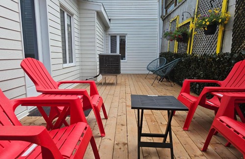 Saint-Roch Apartment | Place des Arts by Hébergements DCL