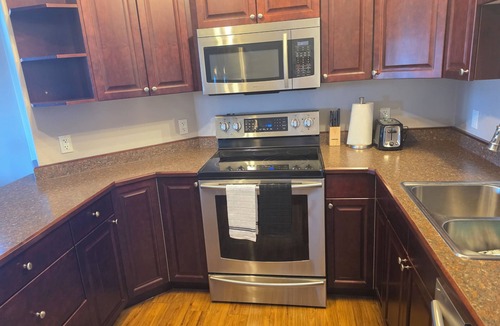 Timberlea House | Pondside 2BR Retreat | 20 Min to Suncor Relax & Recharge Relaxing Pondside