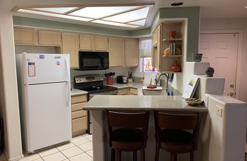 North Mountain Condo | Poolside Condo at Pointe Resort at Tapatio Cliffs