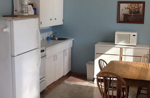 Kenora House | Portage Lodge - Cabin #4 (4 people) - Kenora, Ontario, Canada