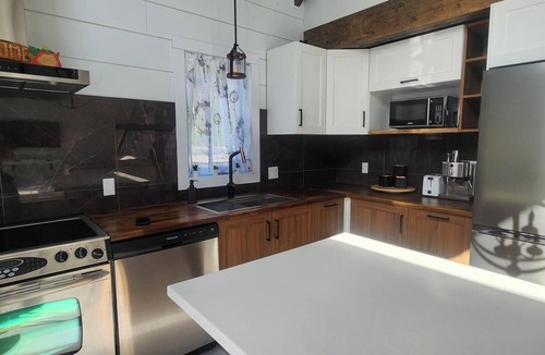 Alma Ski Chalet | Pour 6 personnes, Lac Saint-Jean : Quai-spa-kayaks