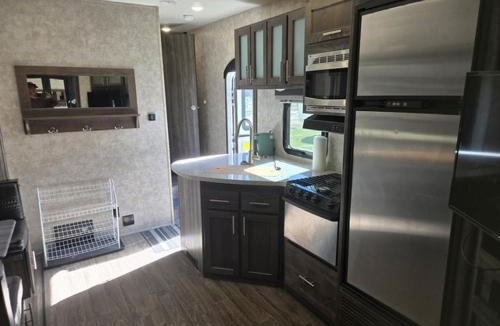 Stettler Apartment | Prairie Junction Resort - Furnished RV Apartments