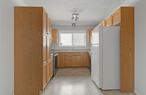 Grande Prairie House | Premier 3-Bed Hideaway | Heart of Grande Prairie