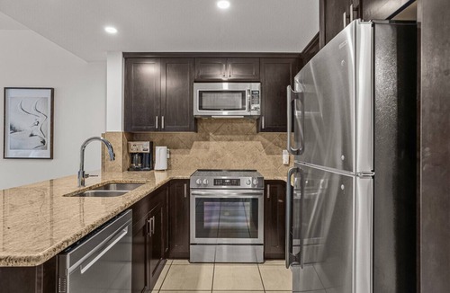 Canmore Apartment | Premier Mountain Retreat [Top Floor/Heated Pool/Hot tub]