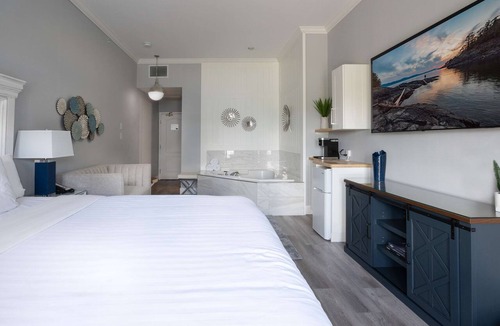 Salmon Arm Resort | Prestige Harbourfront Resort, WorldHotels Luxury