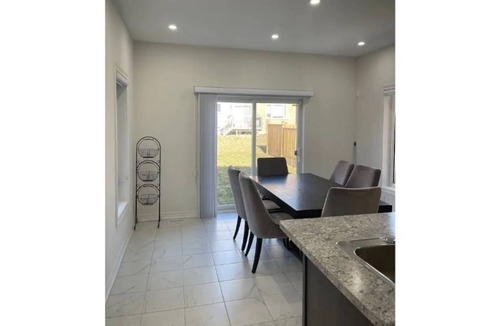 Oshawa House | Prestigious Luxury Villa