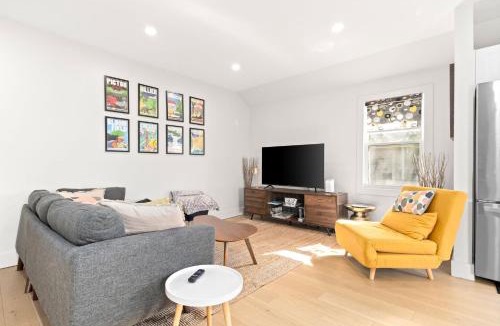 North Port House | Prince Edward County-Enjoy Picton WIne Country