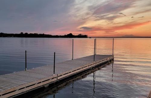 North Port House | Prince Edward County-Enjoy Picton WIne Country