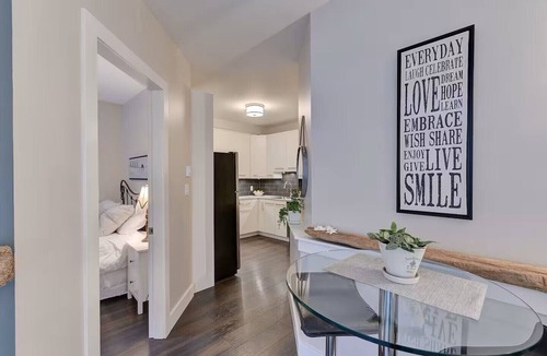 Saanich East Apartment | Private 1 Bed/1 Bath Suite in Cadboro Bay Area Close to UVic