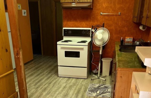 Lafontaine Cottage | Private Cottage Getaway - 2 min from the beach!