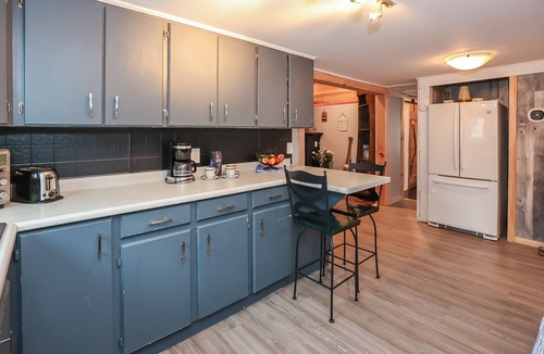 Crystal Beach Cottage | Private Cottage Retreat to Escape Your Busy Life