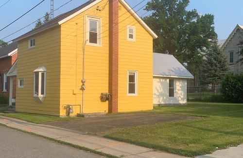 Almonte House | Private home in Almonte