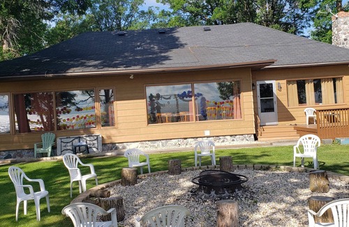 Sandy Hook Cottage | Private Lakefront Cottage