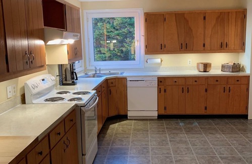 Margaree Harbour House | PRIVATE OCEANFRONT RETREAT - near The Cabot Trail & Cabot Cliffs Golf Course!